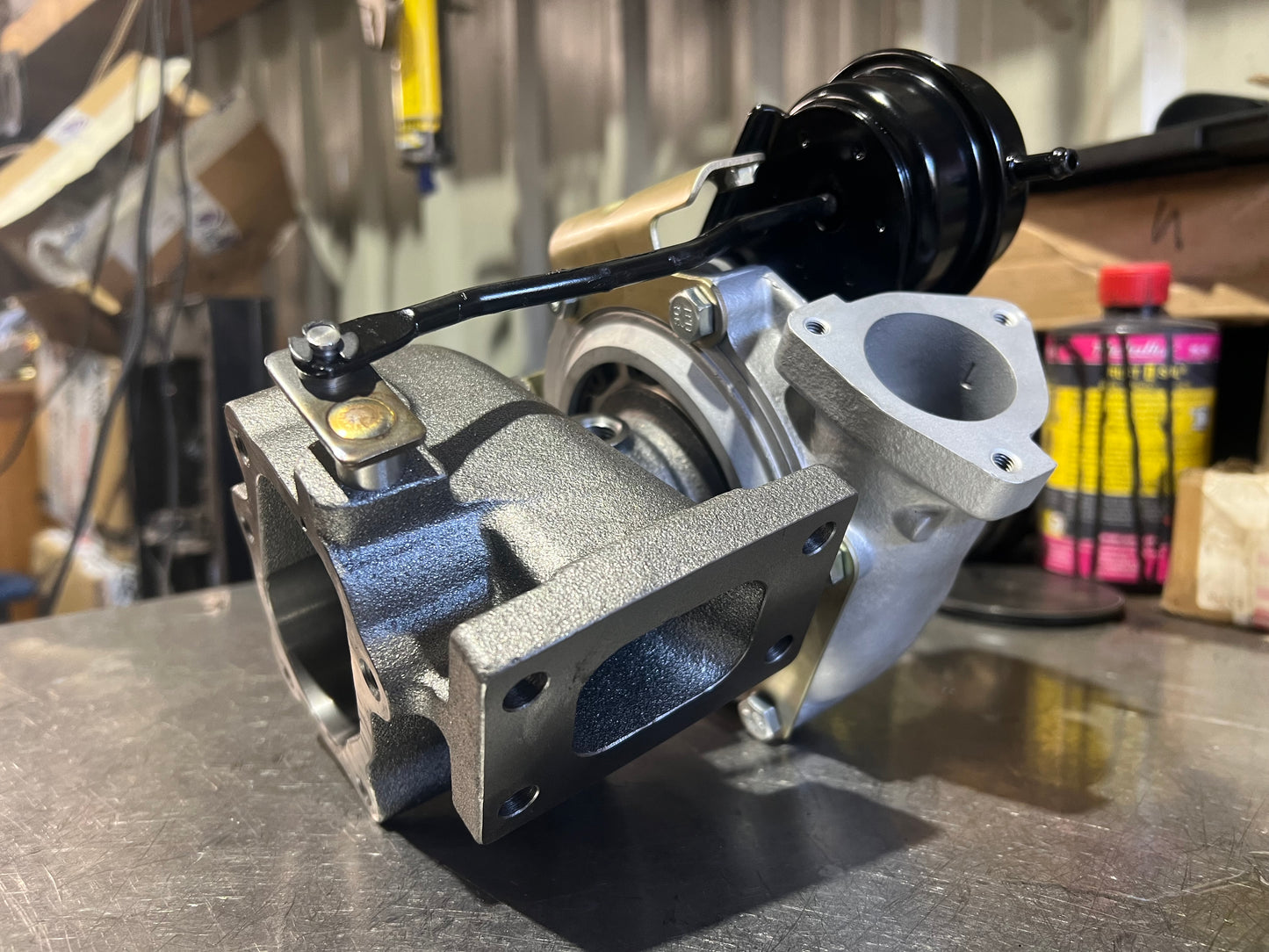 Garrett T28 G25-550 Hybrid Turbocharger