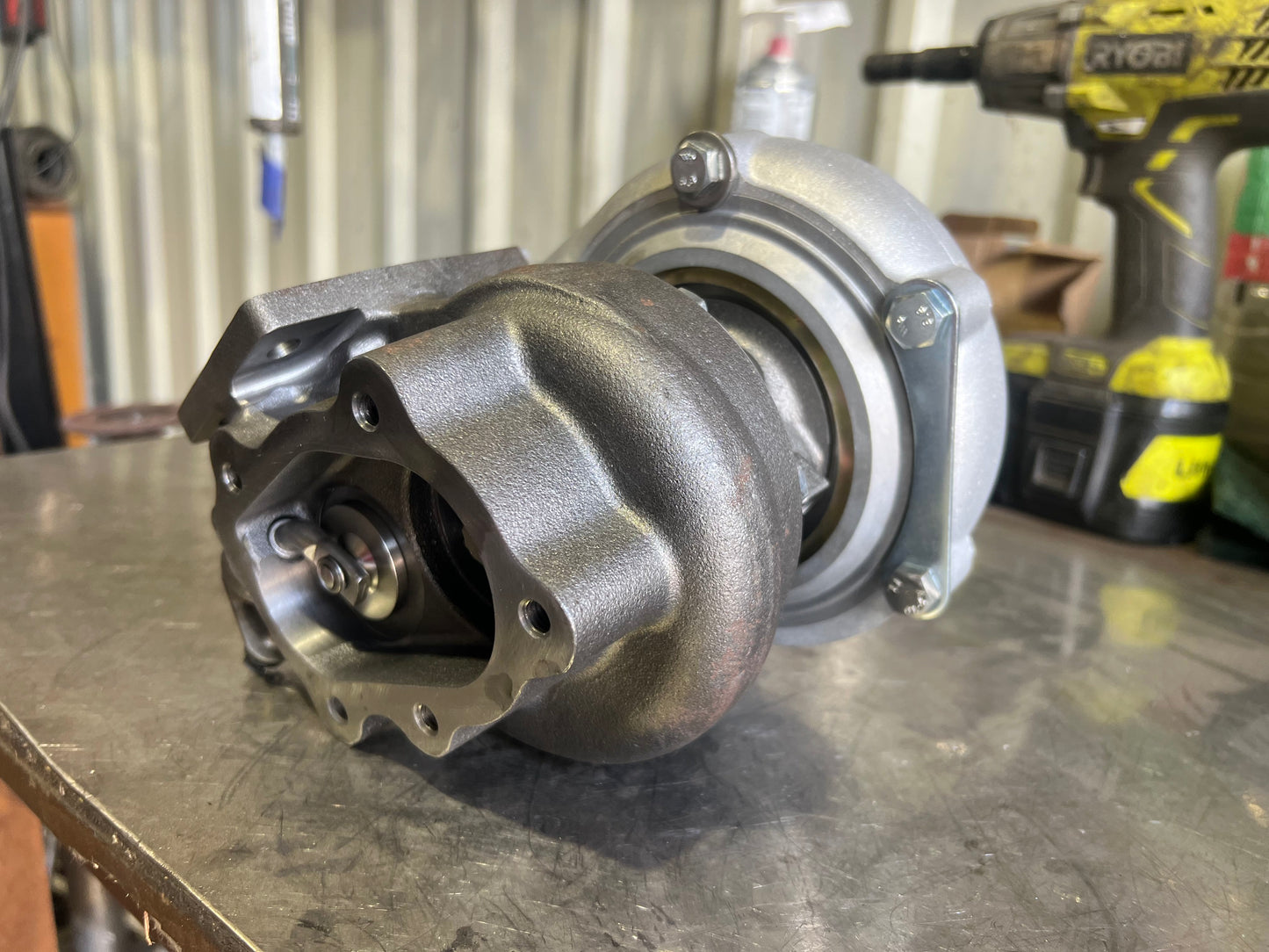 Garrett GT2860R Hybrid Turbocharger