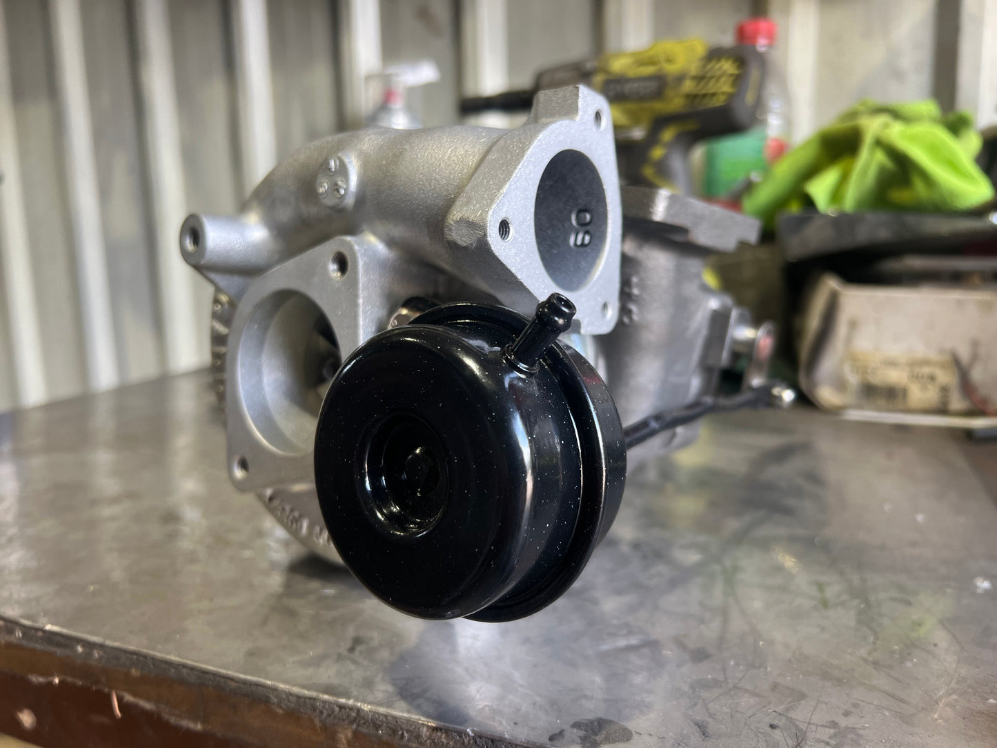 Garrett GT2860R Hybrid Turbocharger